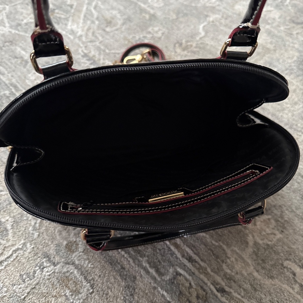 Arcadia Patent Bag - Picture 5 of 10